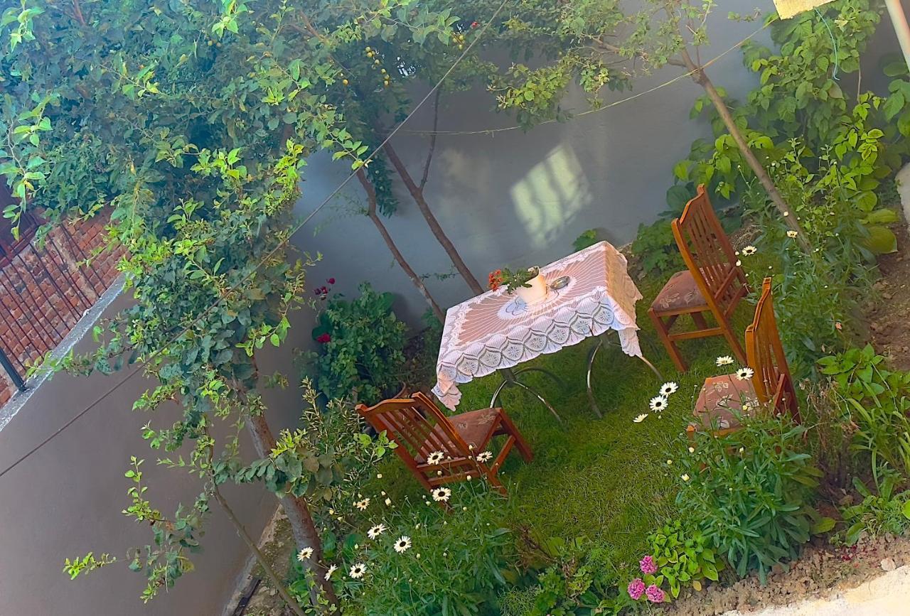 Guri Guest House Πόγραδετς Εξωτερικό φωτογραφία