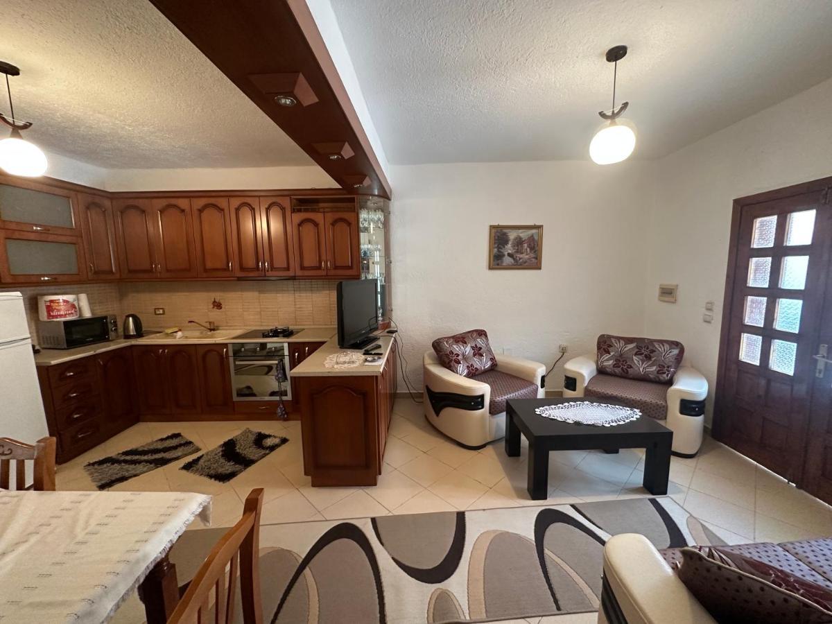Guri Guest House Πόγραδετς Εξωτερικό φωτογραφία